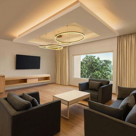 Courtyard By Marriott Tiruchirappalli Ngoại thất bức ảnh