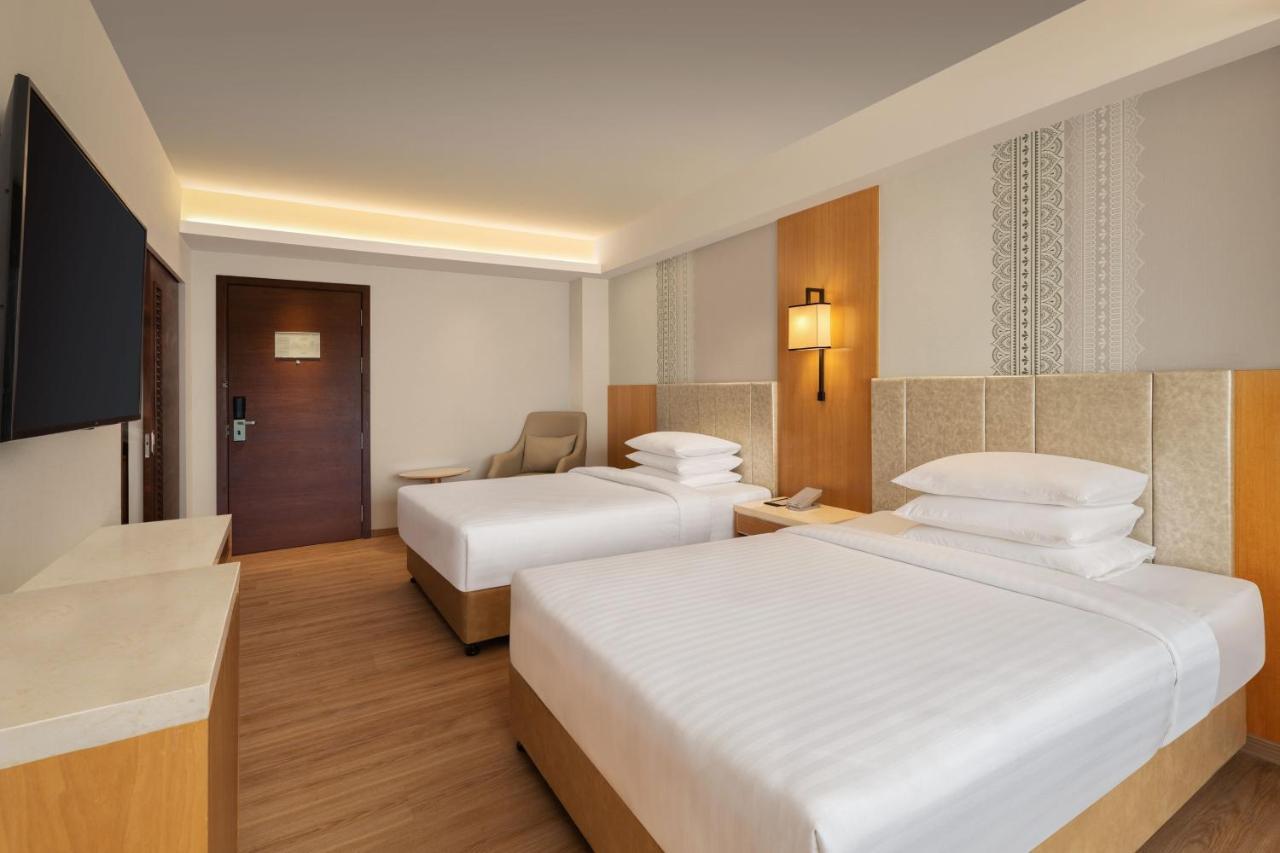 Courtyard By Marriott Tiruchirappalli Ngoại thất bức ảnh