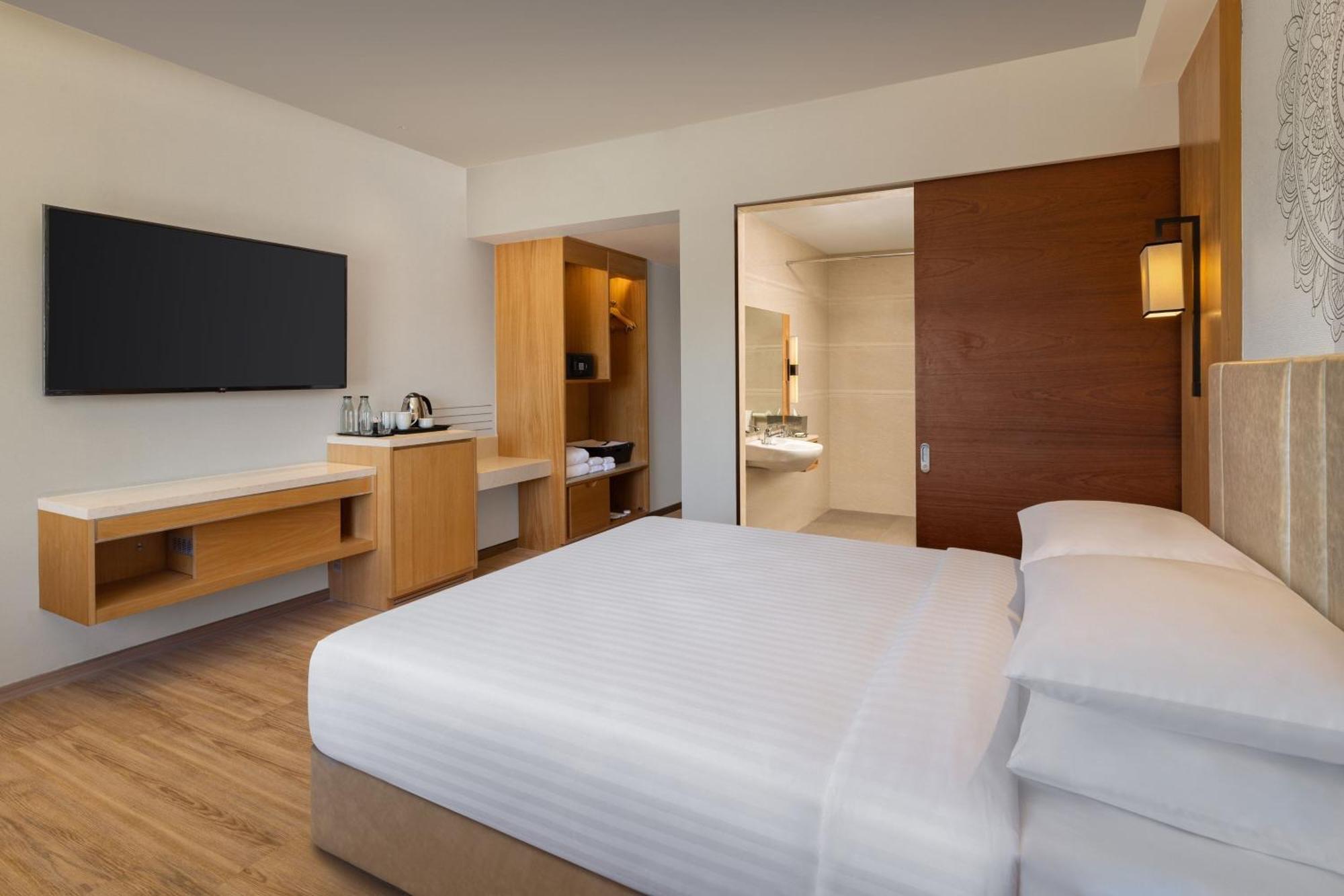 Courtyard By Marriott Tiruchirappalli Ngoại thất bức ảnh