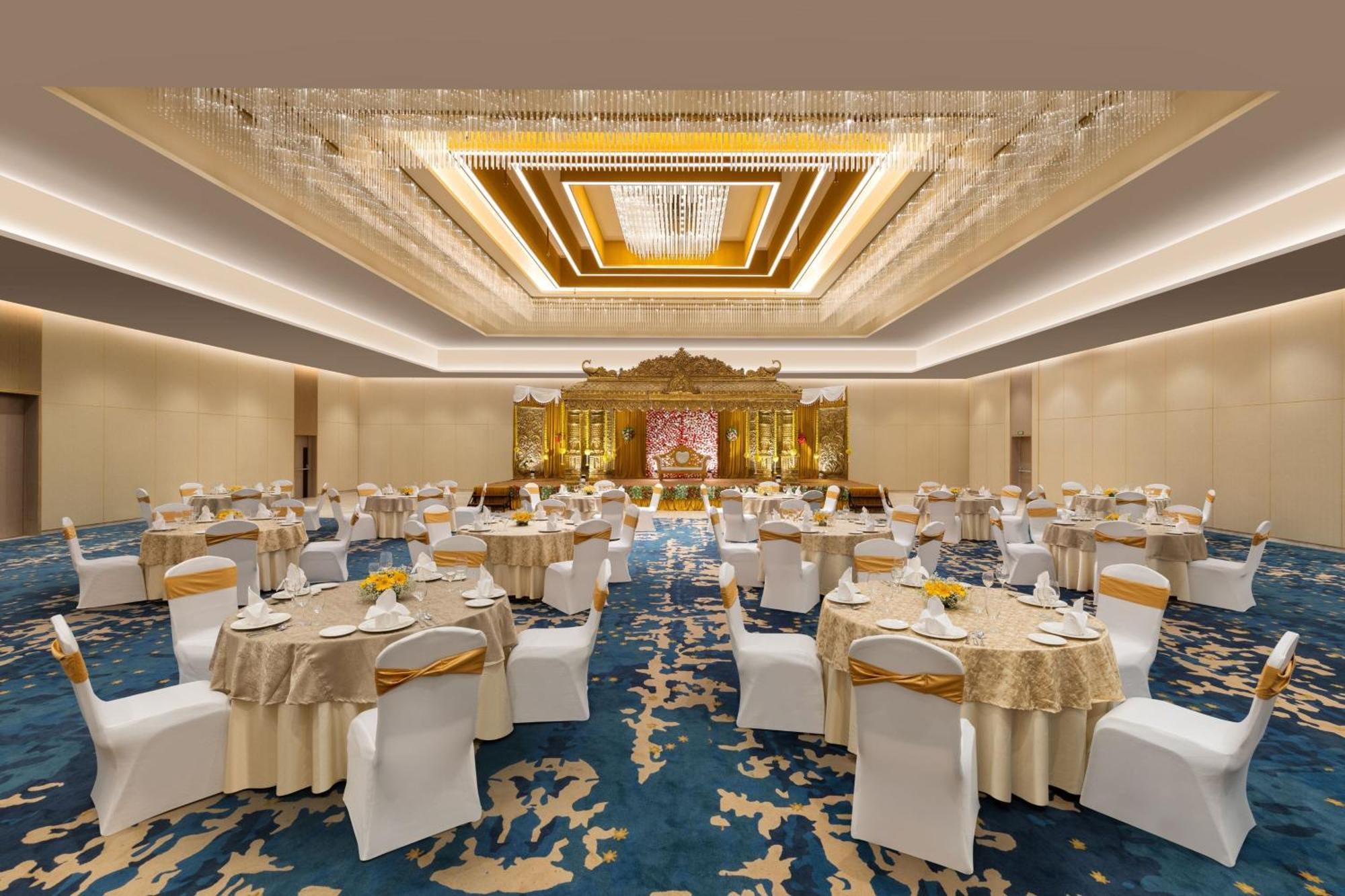 Courtyard By Marriott Tiruchirappalli Ngoại thất bức ảnh