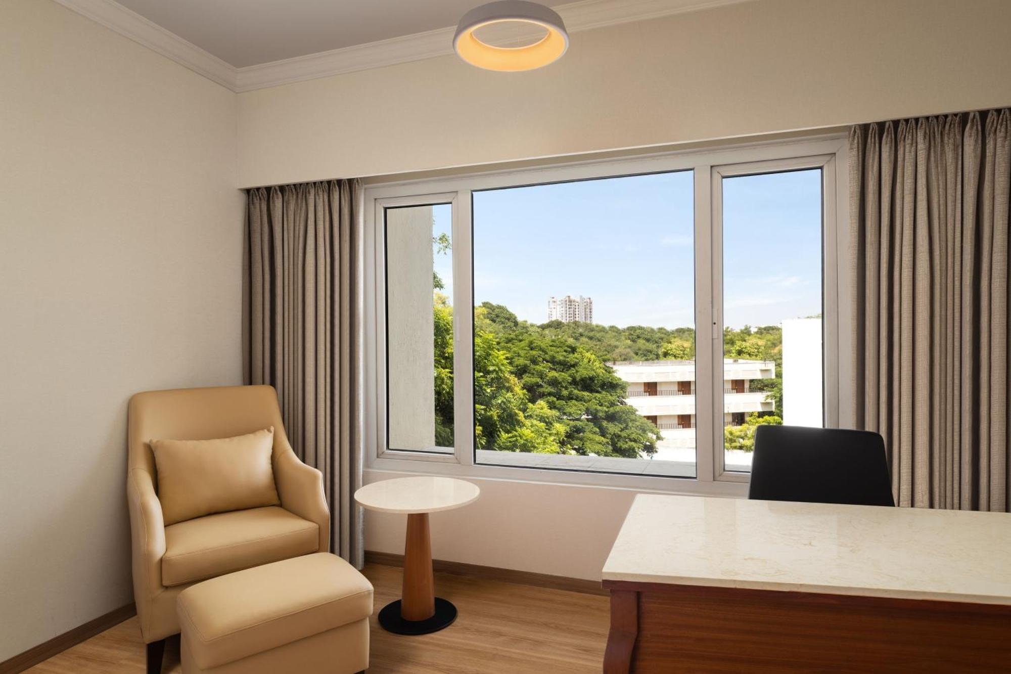 Courtyard By Marriott Tiruchirappalli Ngoại thất bức ảnh