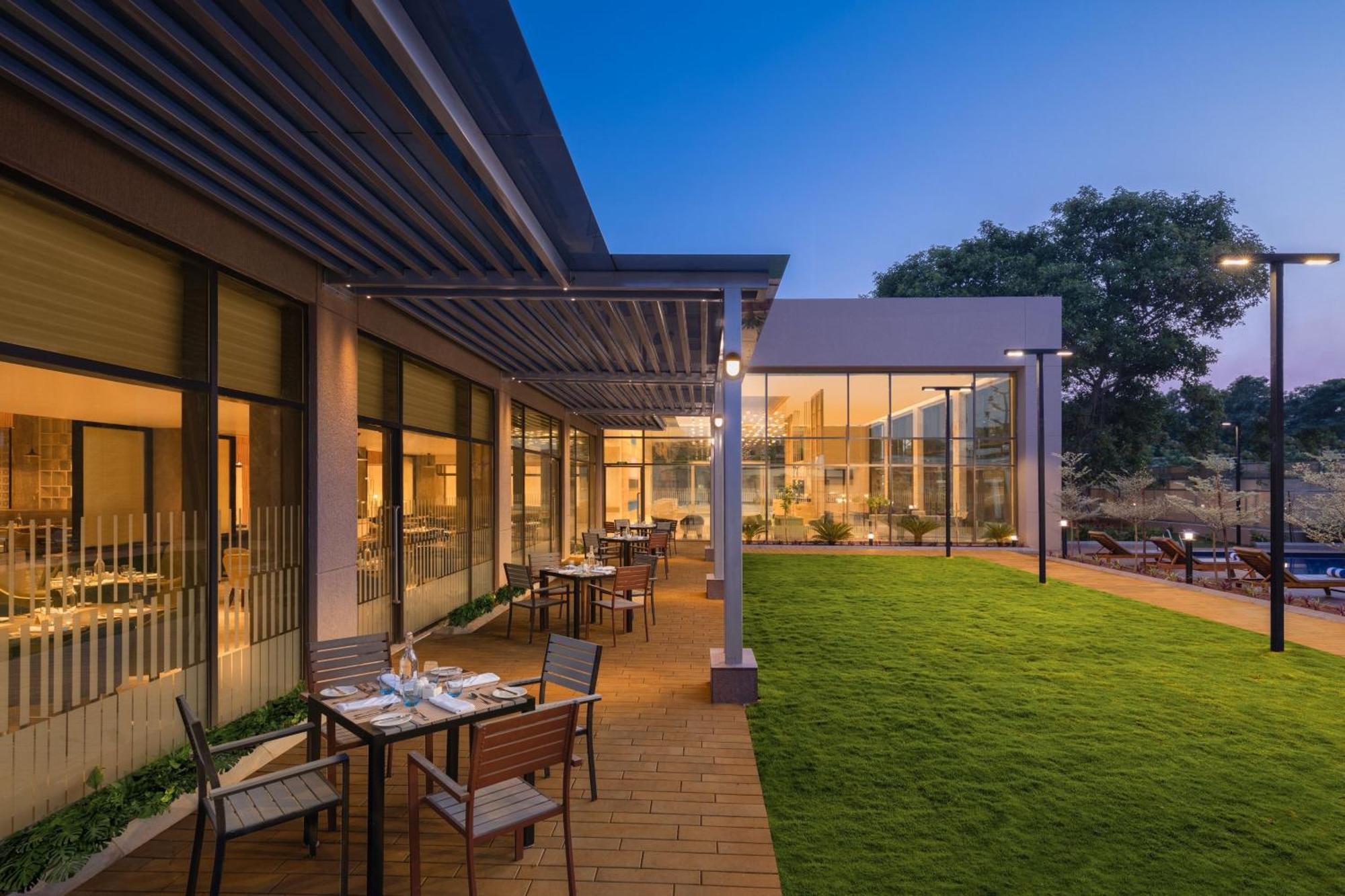 Courtyard By Marriott Tiruchirappalli Ngoại thất bức ảnh