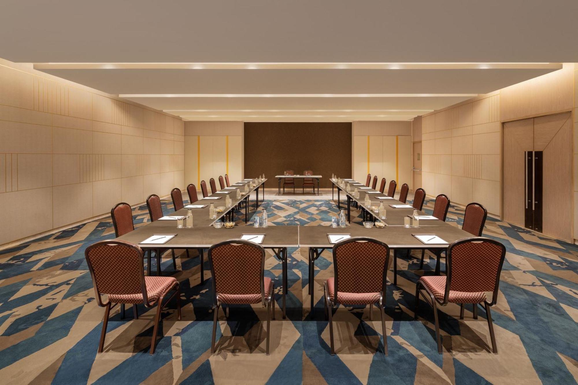 Courtyard By Marriott Tiruchirappalli Ngoại thất bức ảnh