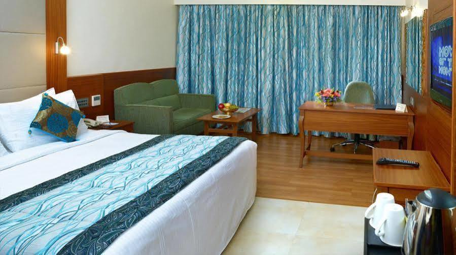 Courtyard By Marriott Tiruchirappalli Ngoại thất bức ảnh